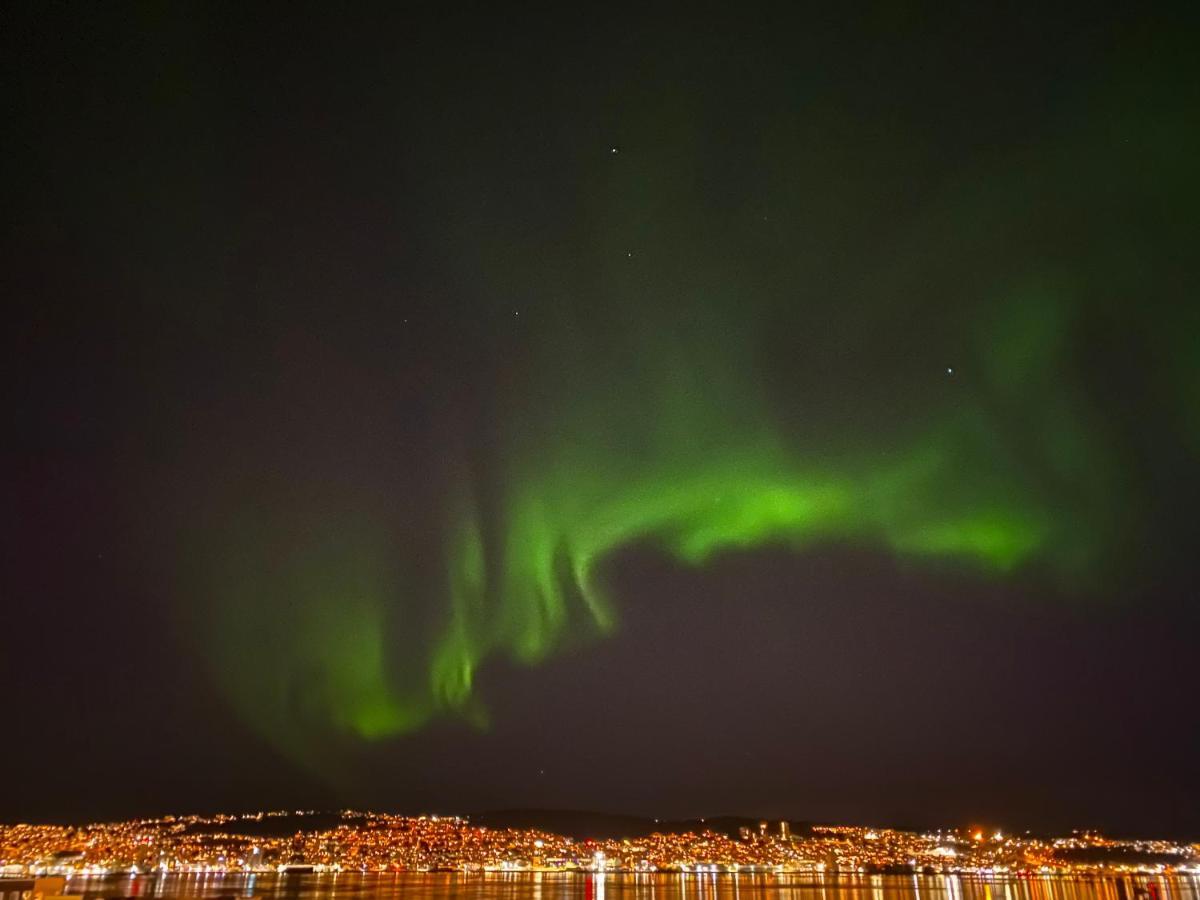 Polar Arctic View - Free Parking! Apartment ทรอมโซ ภายนอก รูปภาพ